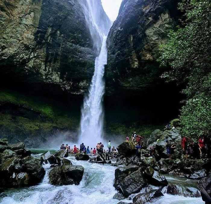 Devkund Waterfall